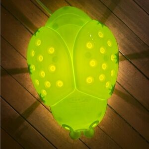 IKEA Smila Bagge Green Lady Bug Plastic Wall Lamp Night Light Cord & Switch